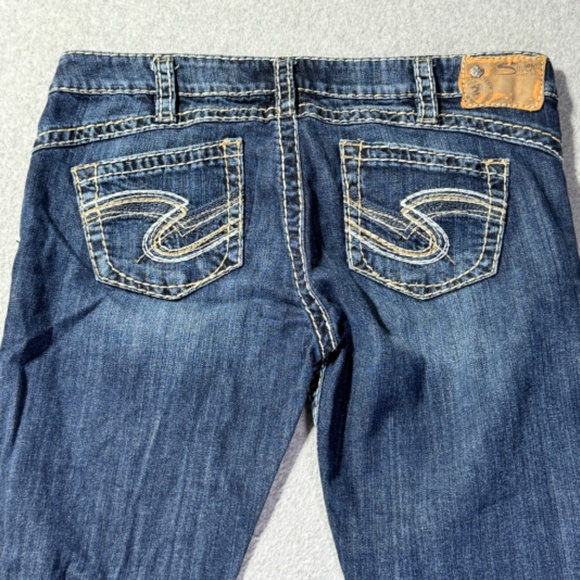 Silver Jeans Womens Tuesday 16 1/2 W32/L33 Medium Denim Wide Stitch Low Rise - Picture 9 of 9